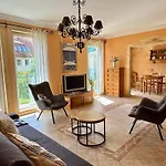 Sopot Home * סופוט