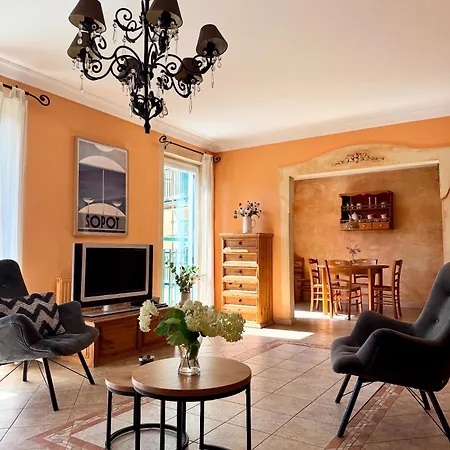 Przestronny Apartament Z Parkingiem W Sopocie -Sopot Home
